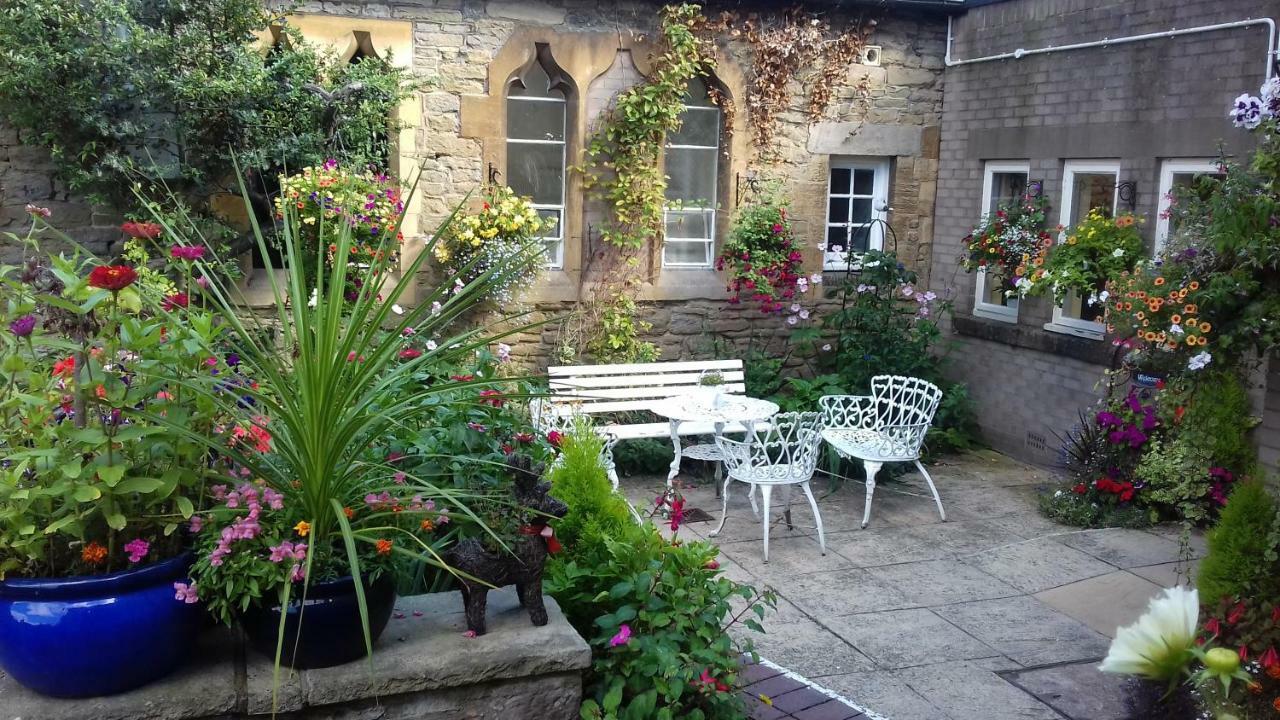 Ludlow Mascall Centre Bagian luar foto